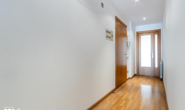 Reventa - Apartamento / piso - Sabadell - Eixample