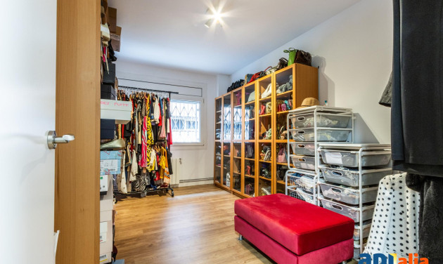 Reventa - Apartamento / piso - Sabadell - Centro