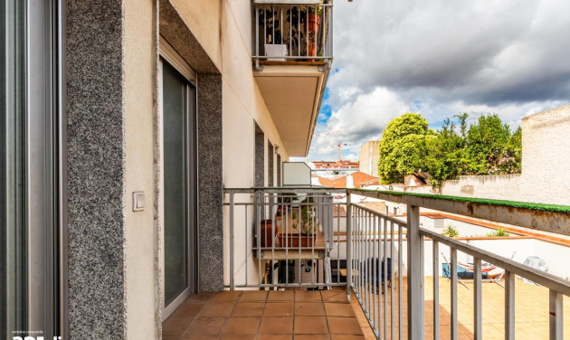 Reventa - Apartamento / piso - Sabadell - Eixample