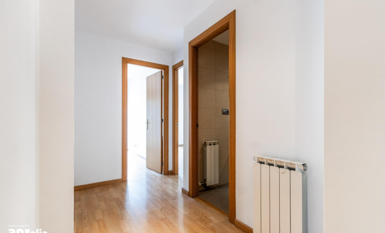 Reventa - Apartamento / piso - Sabadell - Eixample