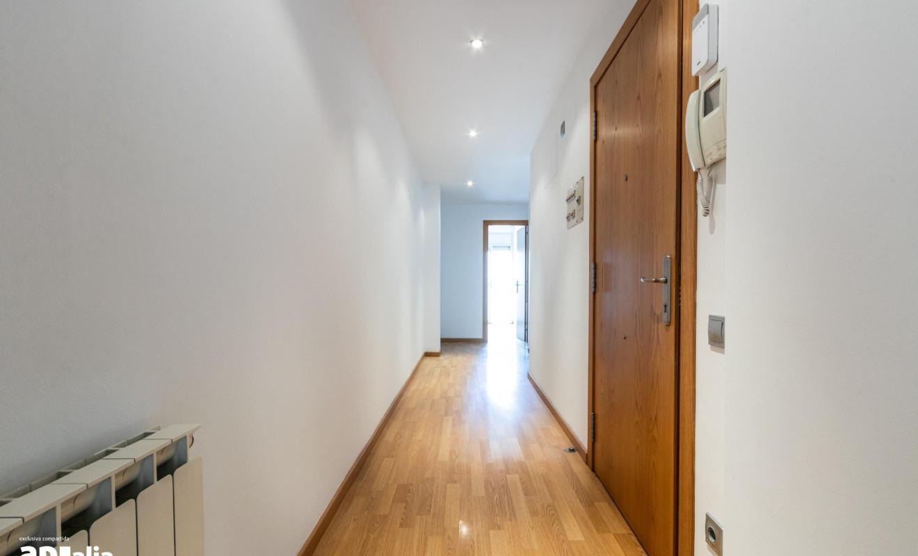 Reventa - Apartamento / piso - Sabadell - Eixample