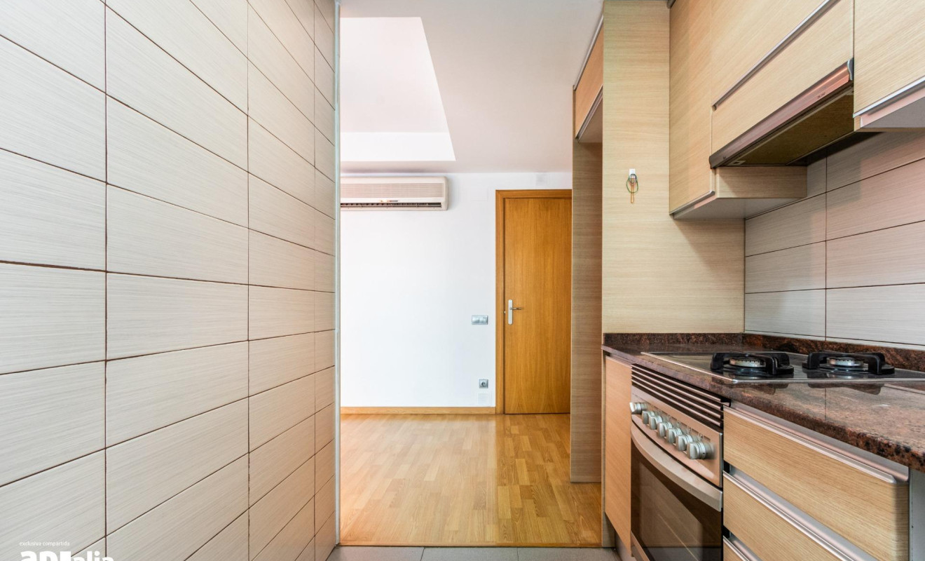 Reventa - Apartamento / piso - Sabadell - Eixample