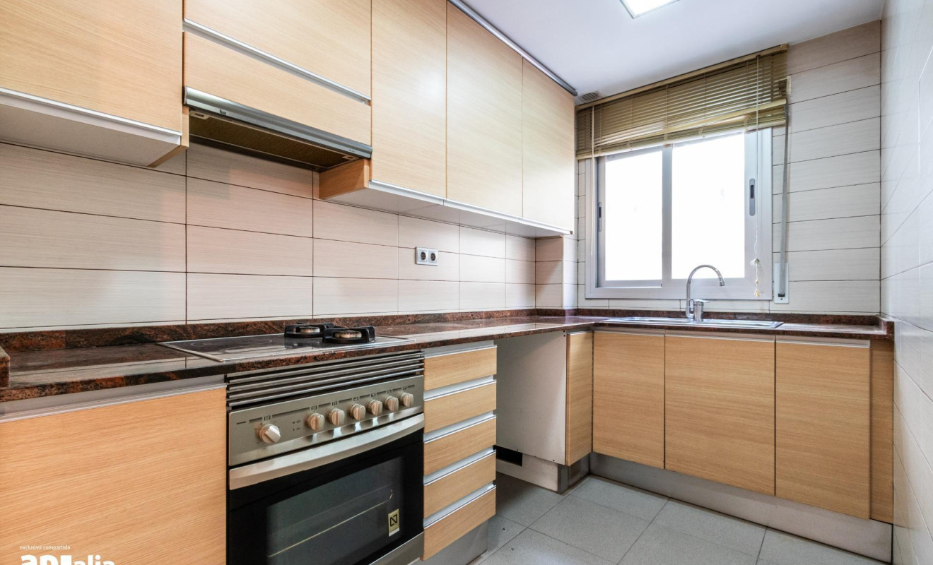 Reventa - Apartamento / piso - Sabadell - Eixample