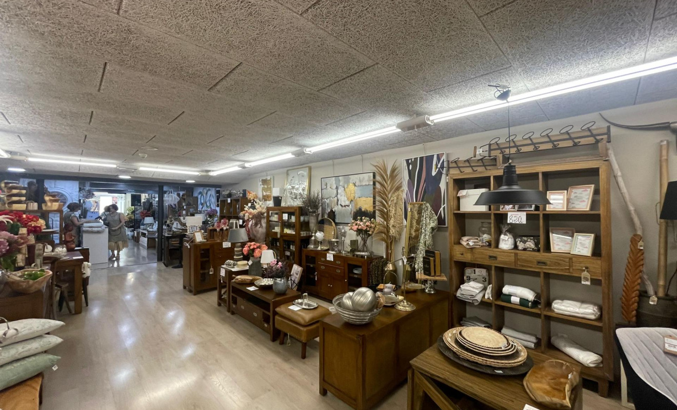 Resale - Propiedad vertical - Santa Coloma de Gramenet - Centre
