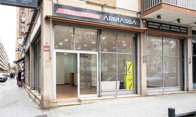 Resale - Local comercial - Barcelona - Sant Martí