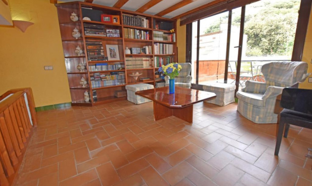 Reventa - Unifamiliar adosada - Arenys de Munt