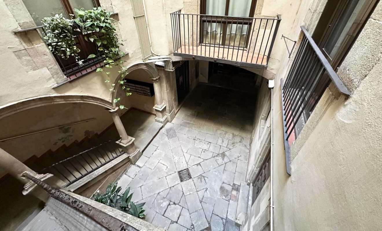 Resale - Duplex - Barcelona - Ciutat Vella / Santa Caterina