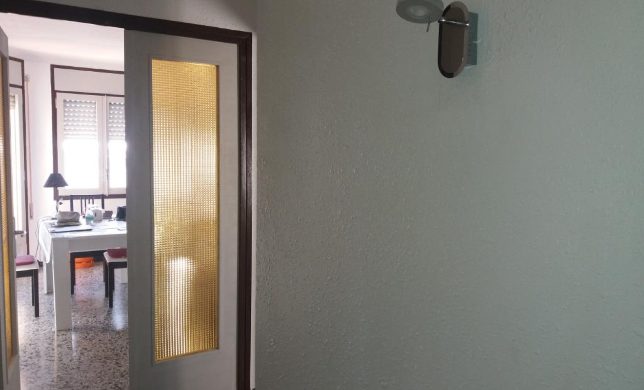 Resale - Apartment / flat - Vilallonga del Camp