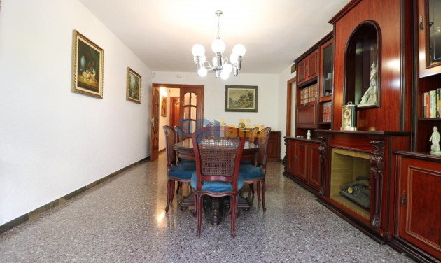 Reventa - Apartamento / piso - Cerdanyola del Vallès - Avda. Catalunya