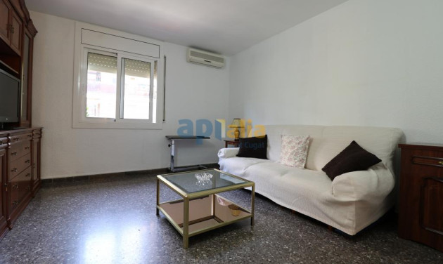 Reventa - Apartamento / piso - Cerdanyola del Vallès - Avda. Catalunya