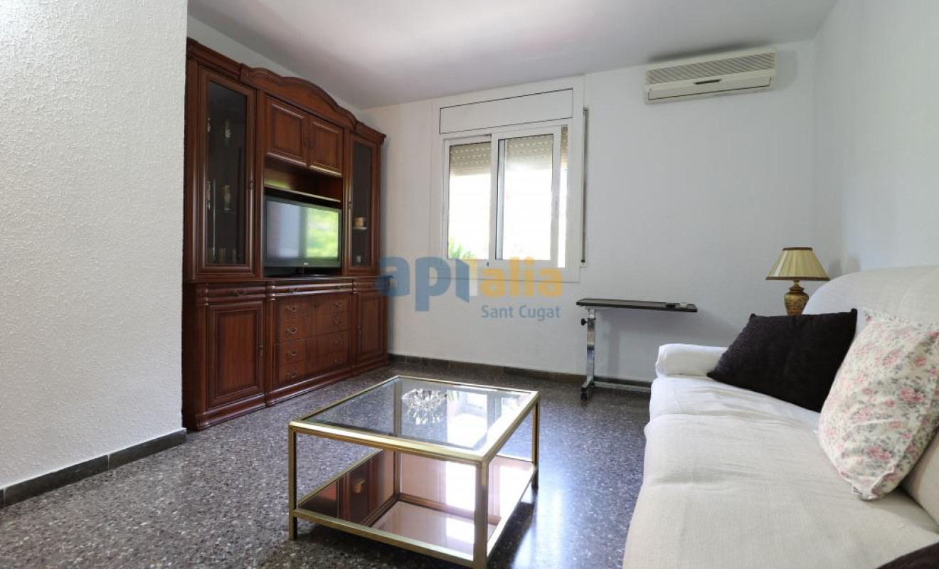 Reventa - Apartamento / piso - Cerdanyola del Vallès - Avda. Catalunya