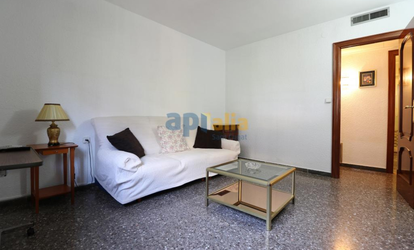 Reventa - Apartamento / piso - Cerdanyola del Vallès - Avda. Catalunya