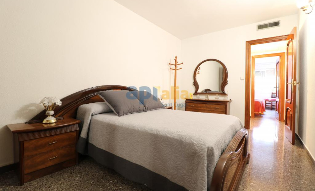 Reventa - Apartamento / piso - Cerdanyola del Vallès - Avda. Catalunya