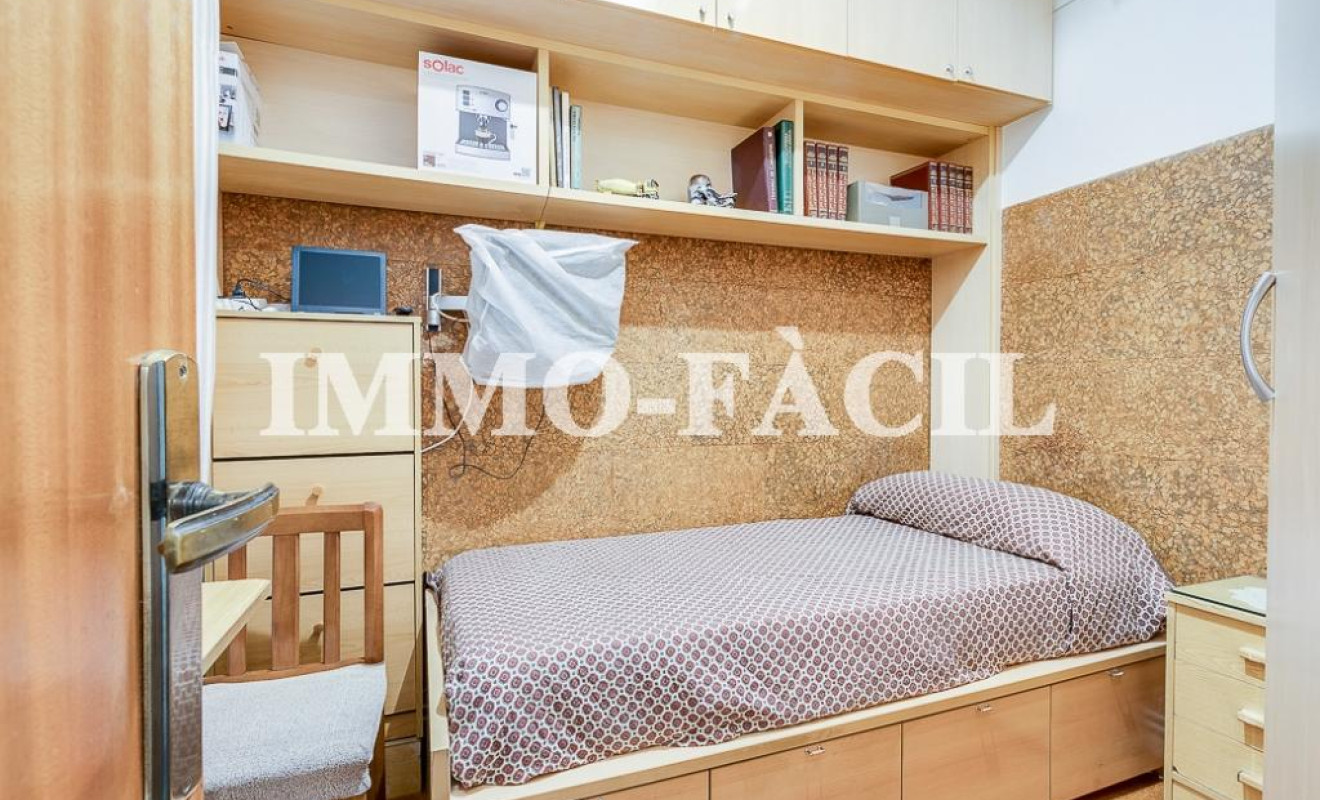 Reventa - Apartamento / piso - Barcelona - Eixample / Sagrada Família