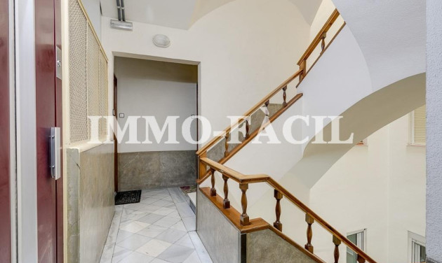 Reventa - Apartamento / piso - Barcelona - Eixample / Sagrada Família