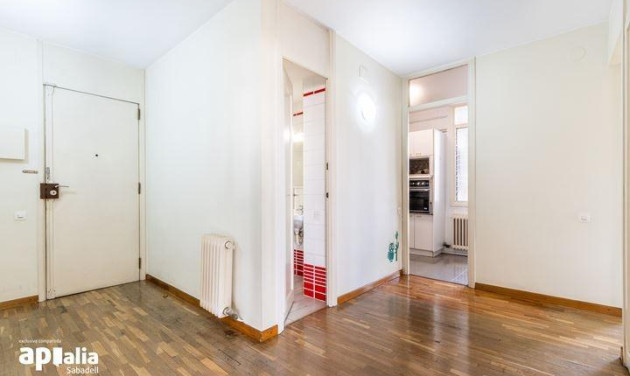 Resale - Apartment / flat - Sabadell - Centro