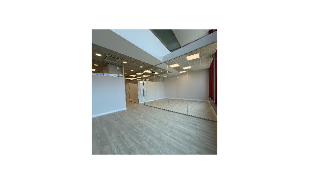 Reventa - Local comercial - Lleida - Zona Alta - Universitat