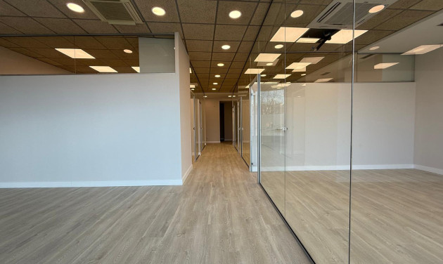 Reventa - Local comercial - Lleida - Zona Alta - Universitat