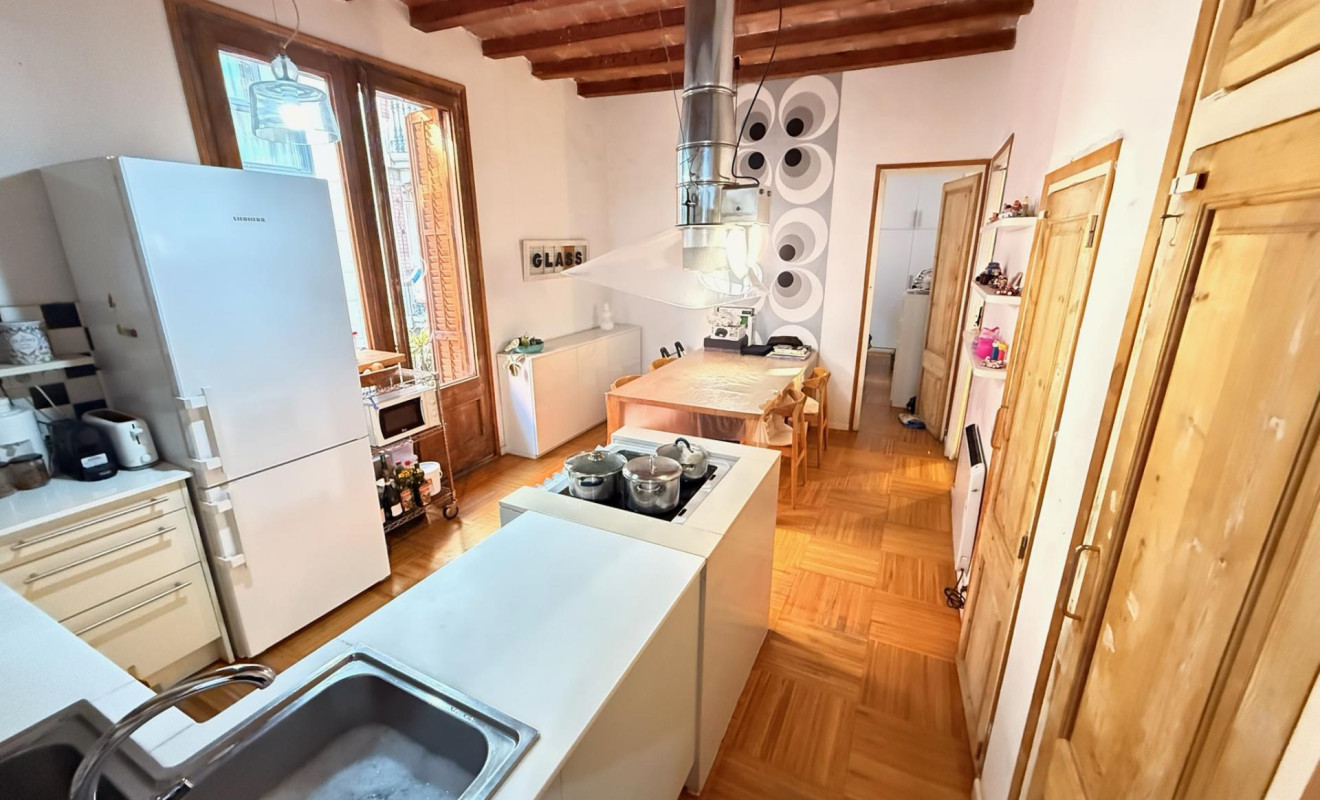 Reventa - Apartamento / piso - Barcelona - Ciutat Vella / Barri Gòtic