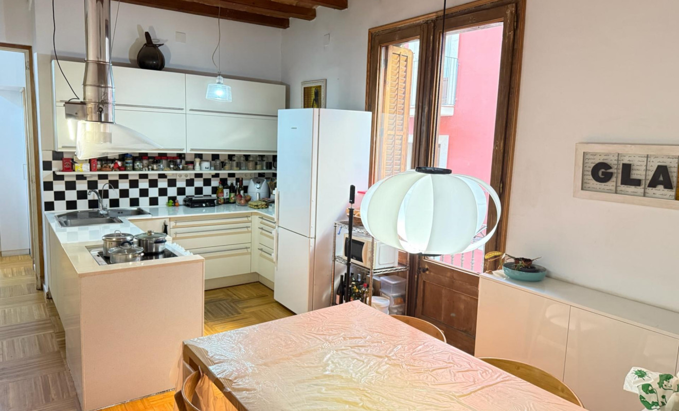 Reventa - Apartamento / piso - Barcelona - Ciutat Vella / Barri Gòtic