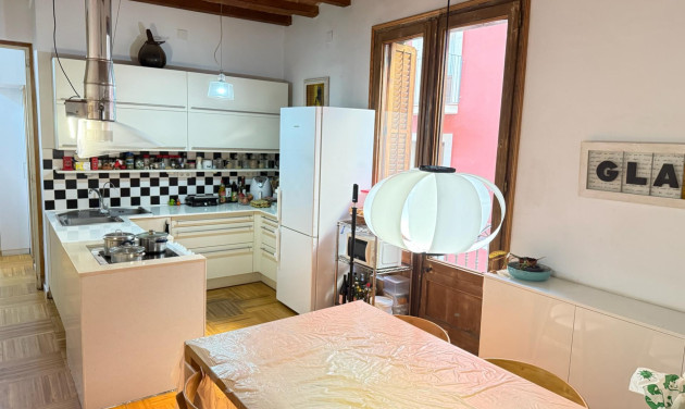 Reventa - Apartamento / piso - Barcelona - Ciutat Vella / Barri Gòtic