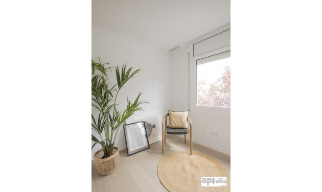 Herverkoop - Appartement / flat - Castellar del Vallès