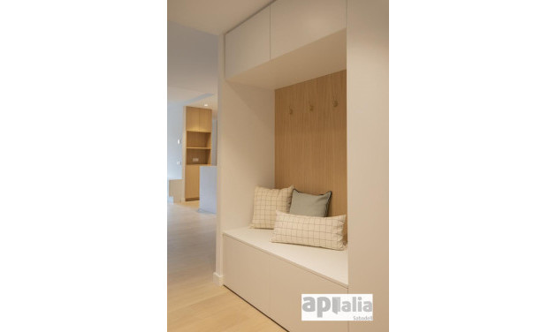 Herverkoop - Appartement / flat - Castellar del Vallès