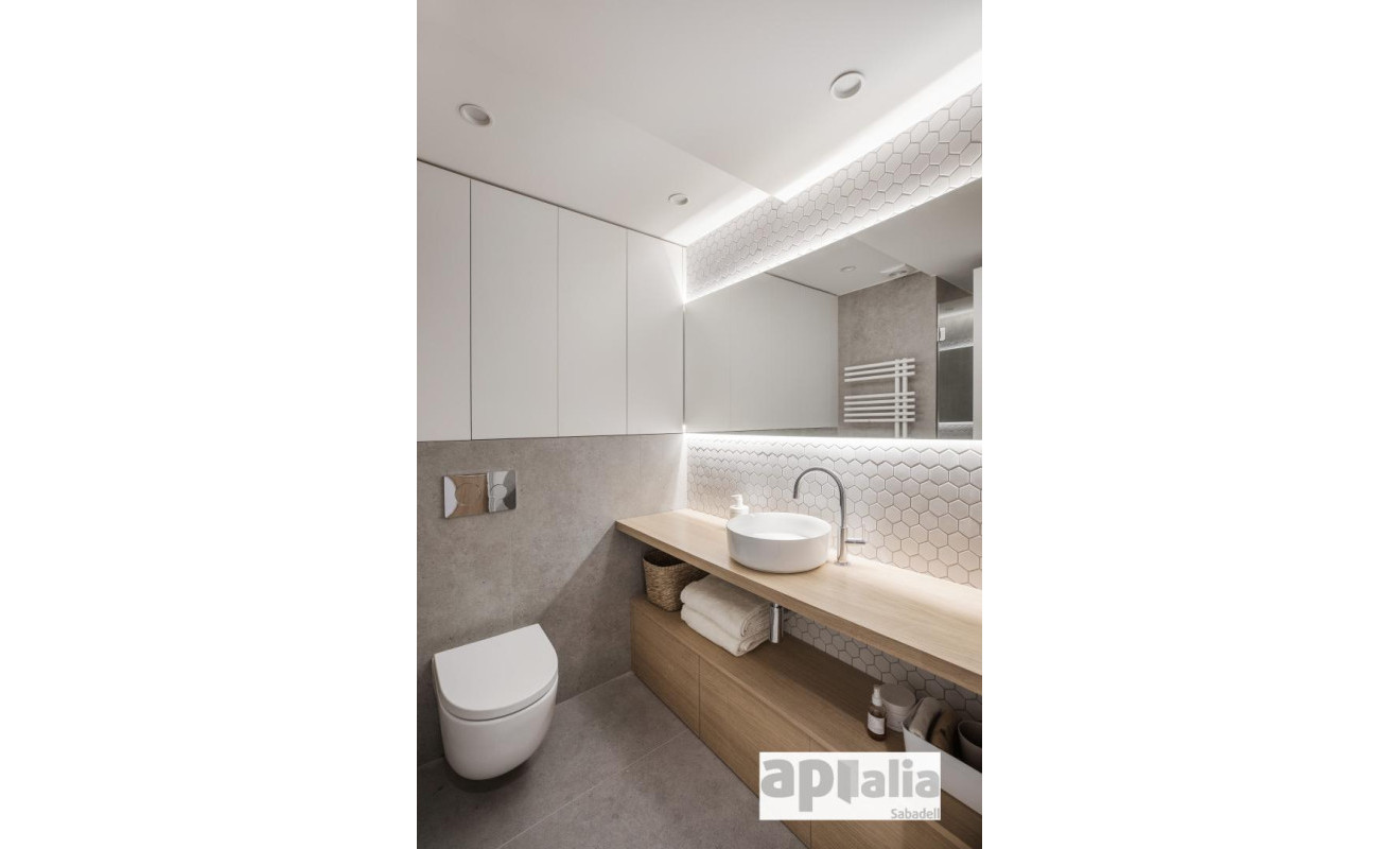 Herverkoop - Appartement / flat - Castellar del Vallès