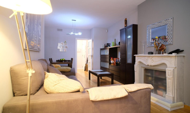 Reventa - Apartamento / piso - Barcelona - Gràcia / Vila de Gràcia