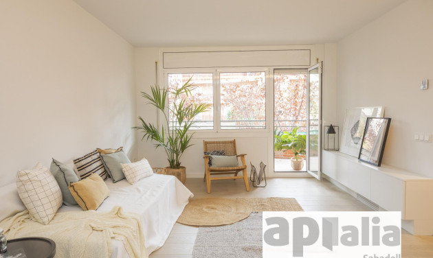 Herverkoop - Appartement / flat - Castellar del Vallès