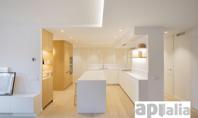 Herverkoop - Appartement / flat - Castellar del Vallès