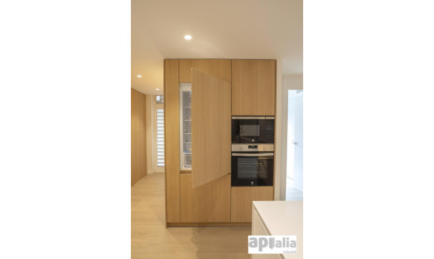 Herverkoop - Appartement / flat - Castellar del Vallès