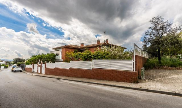 Reventa - Chalet - Sabadell - Castellarnau