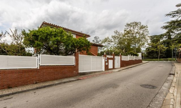 Reventa - Chalet - Sabadell - Castellarnau