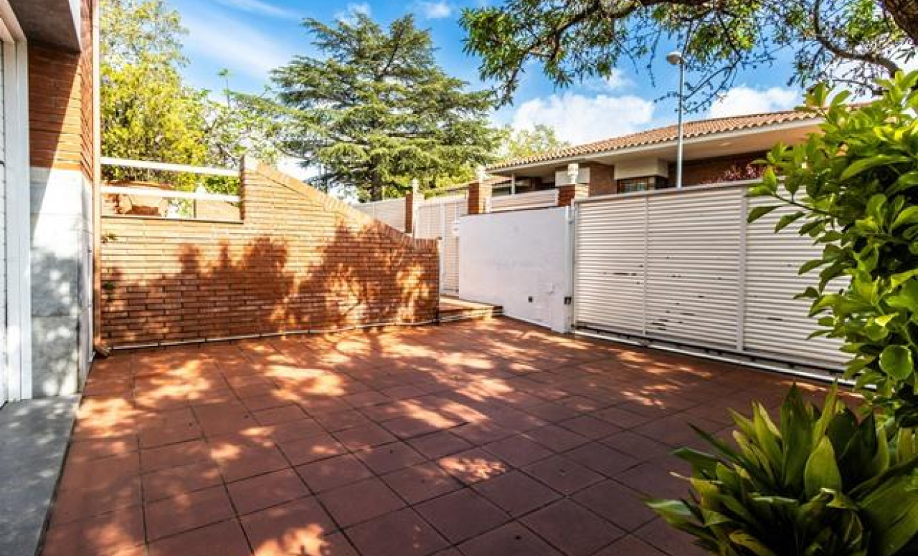 Reventa - Chalet - Sabadell - Castellarnau