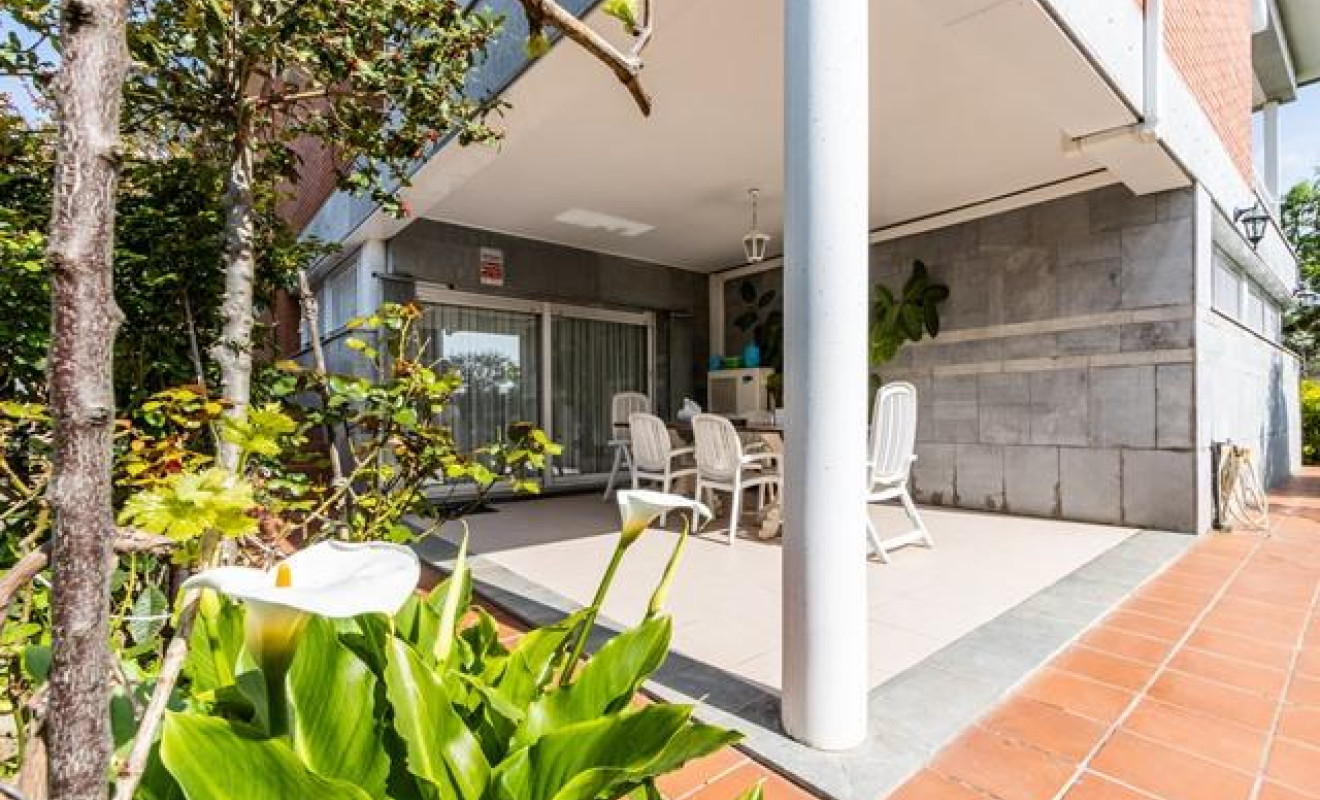 Reventa - Chalet - Sabadell - Castellarnau
