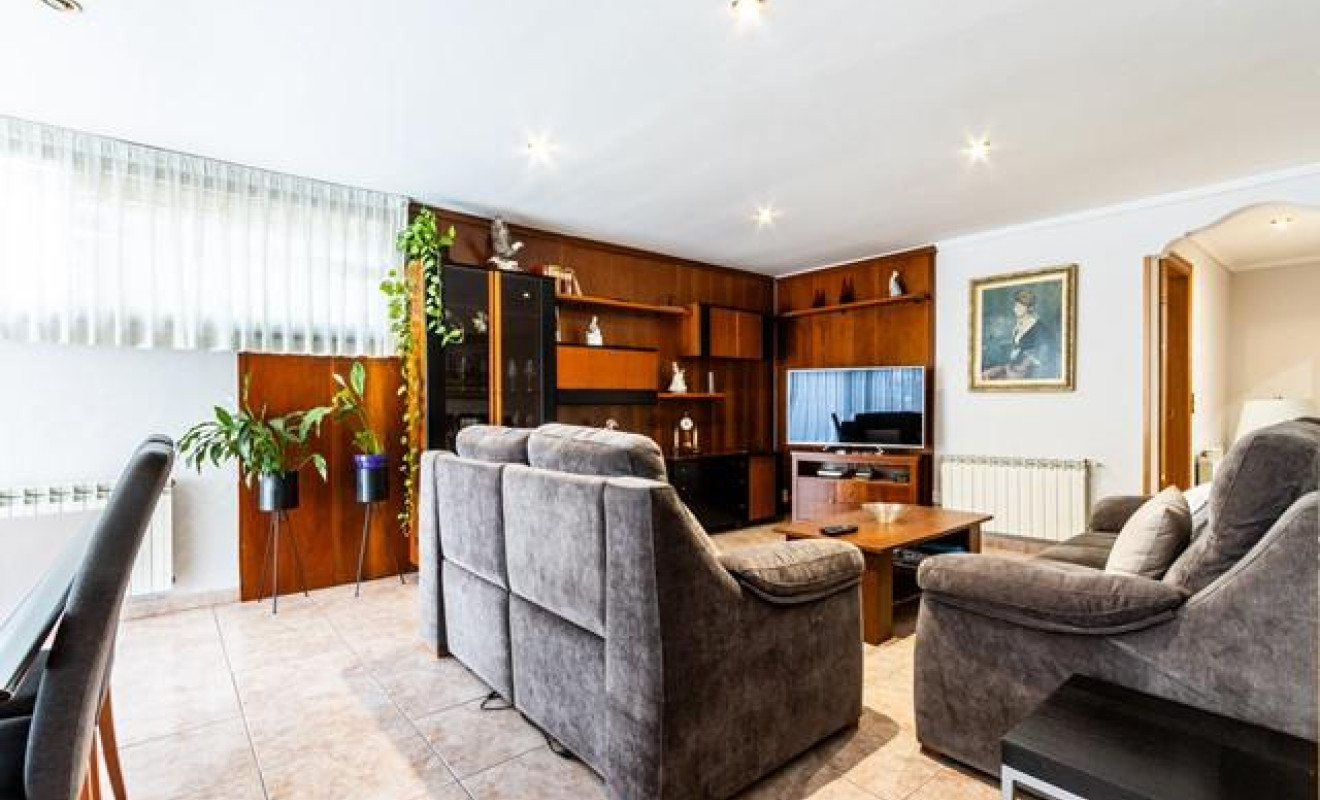 Reventa - Chalet - Sabadell - Castellarnau