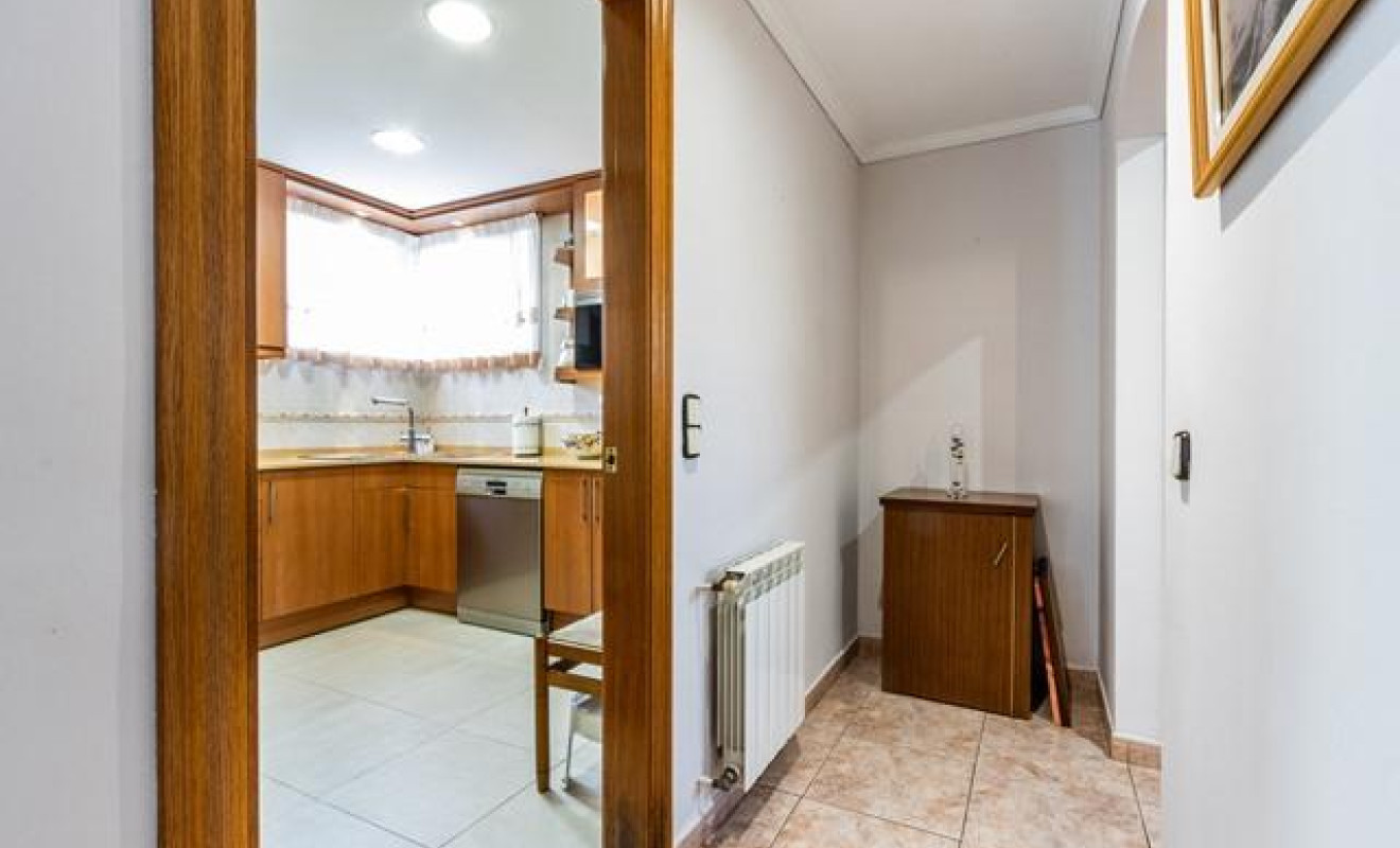 Reventa - Chalet - Sabadell - Castellarnau