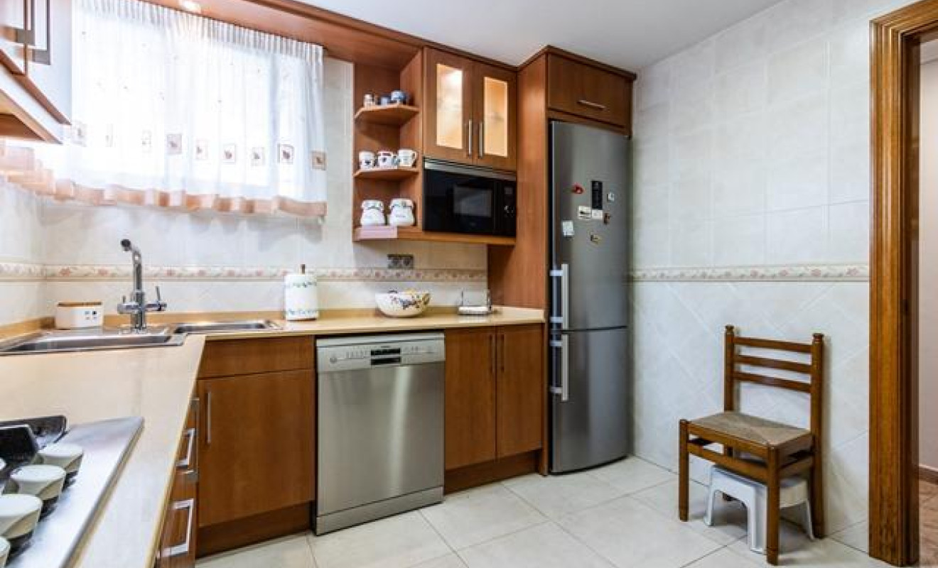 Reventa - Chalet - Sabadell - Castellarnau