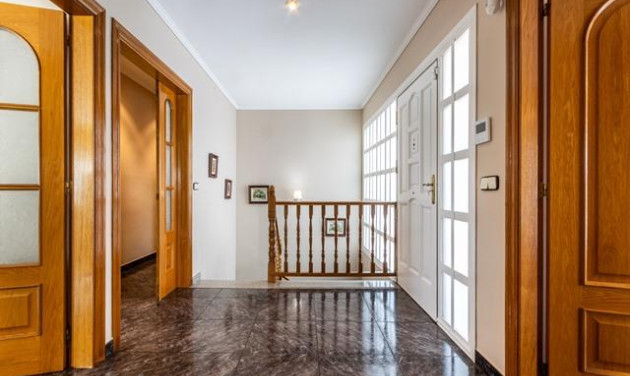 Reventa - Chalet - Sabadell - Castellarnau