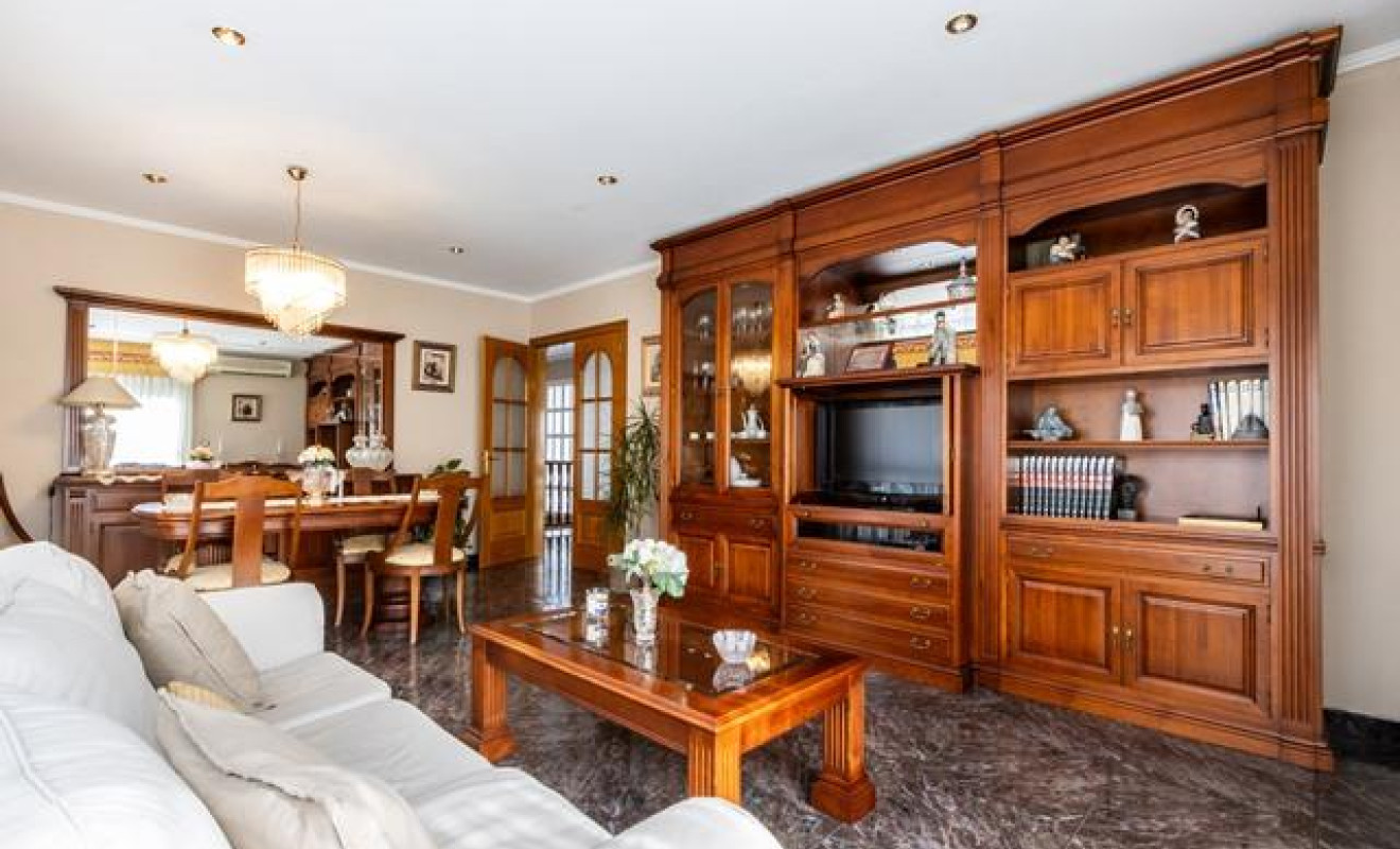 Reventa - Chalet - Sabadell - Castellarnau