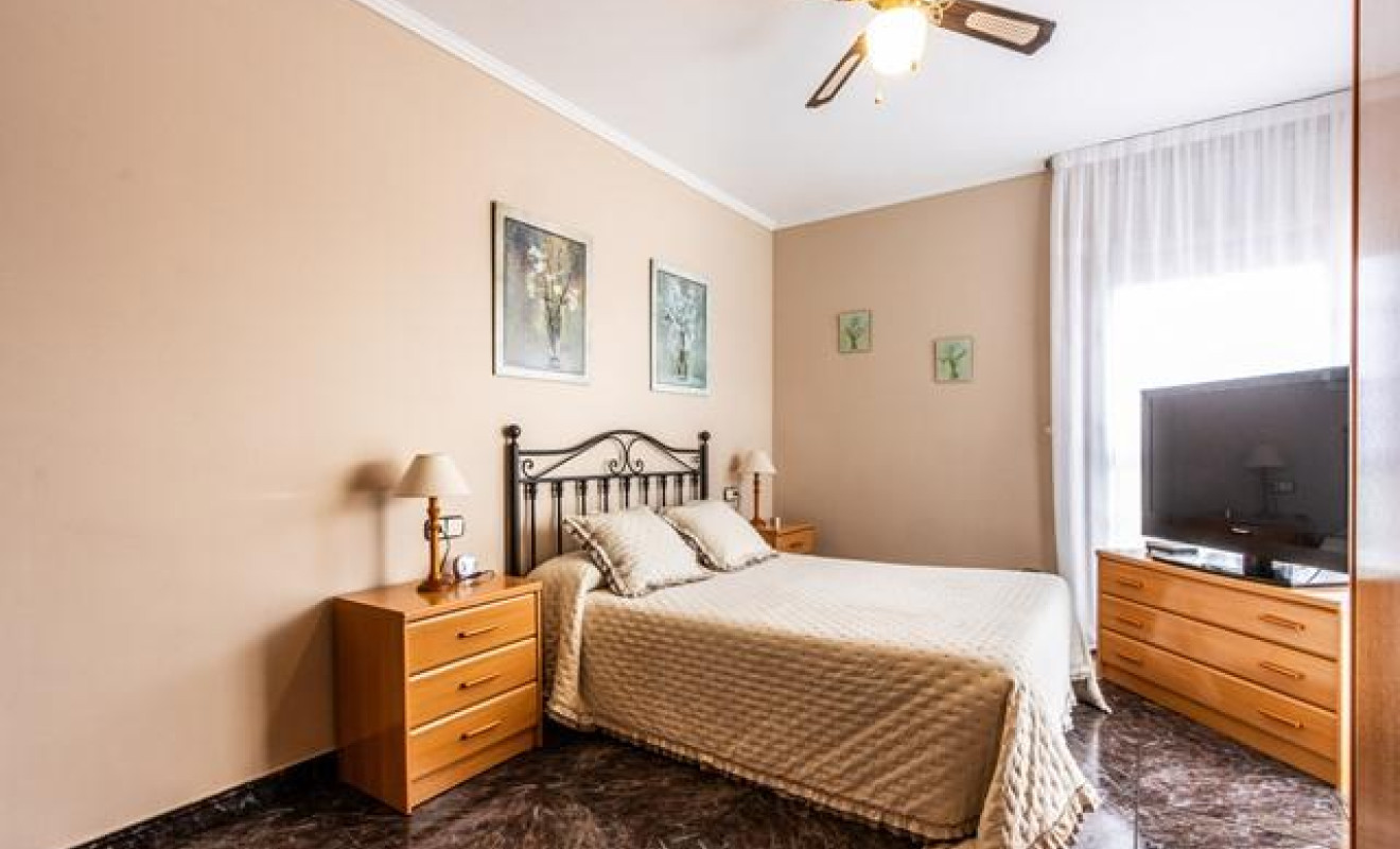 Reventa - Chalet - Sabadell - Castellarnau