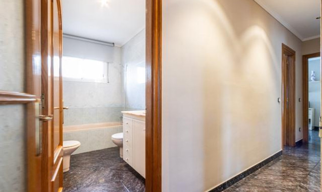 Reventa - Chalet - Sabadell - Castellarnau