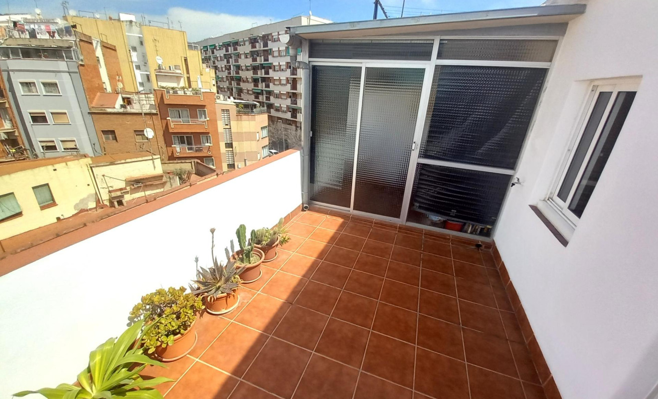 Reventa - Ático - Hospitalet de Llobregat, l - Pubilla Cases