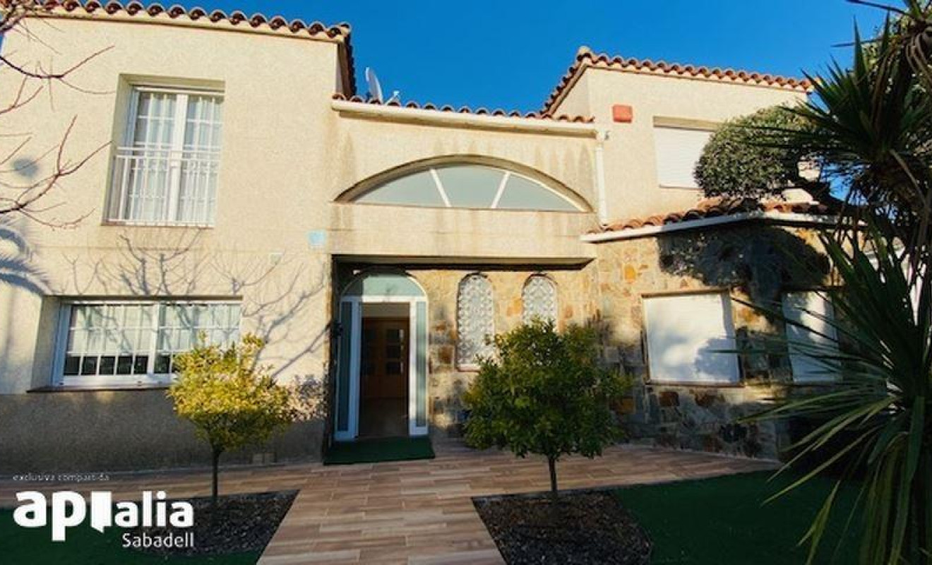 Reventa - Chalet - Sabadell - Castellarnau