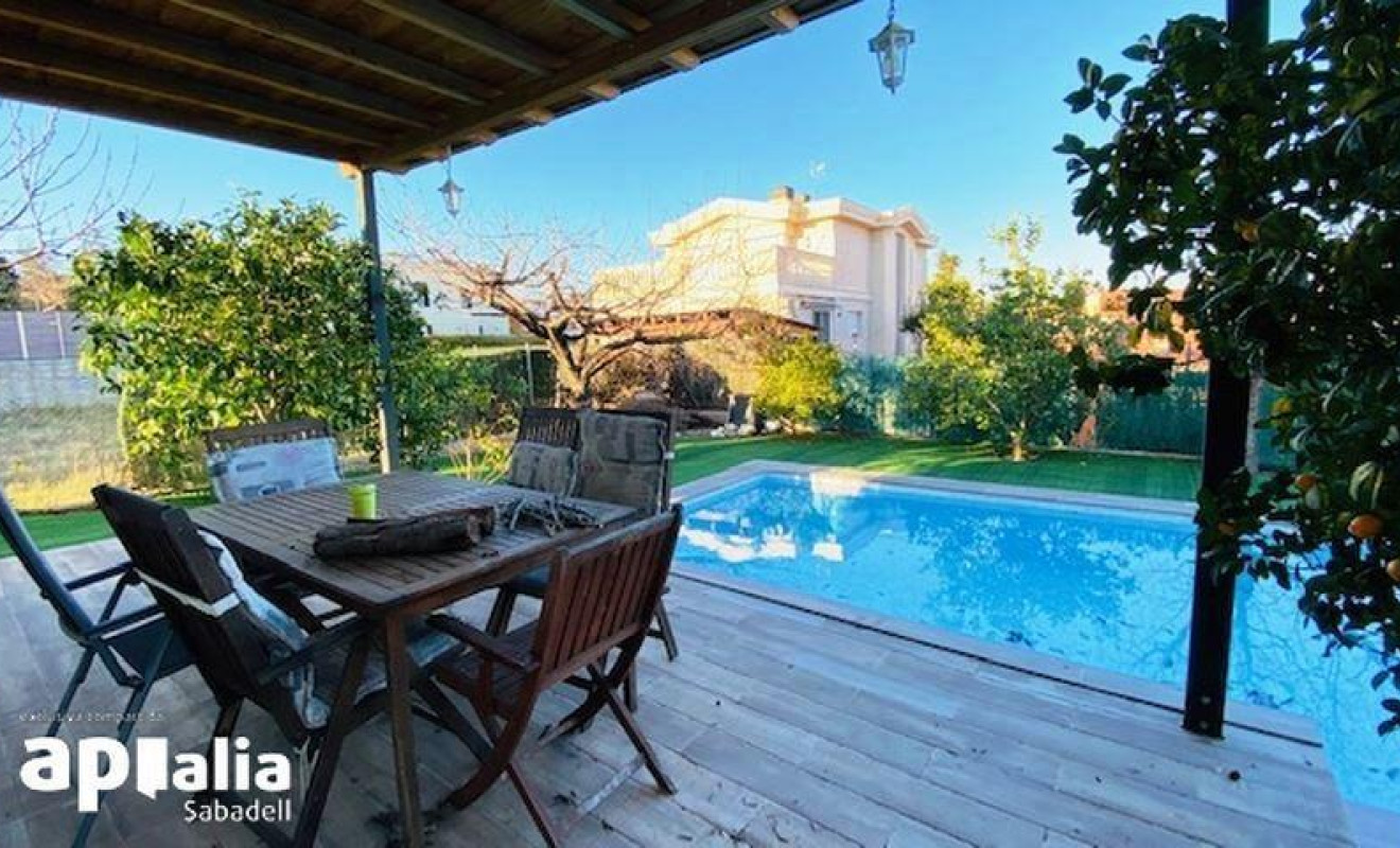 Reventa - Chalet - Sabadell - Castellarnau