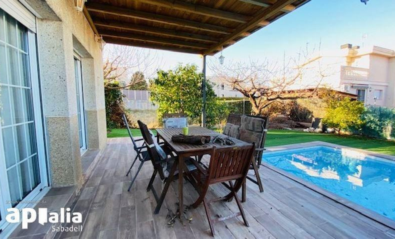 Reventa - Chalet - Sabadell - Castellarnau