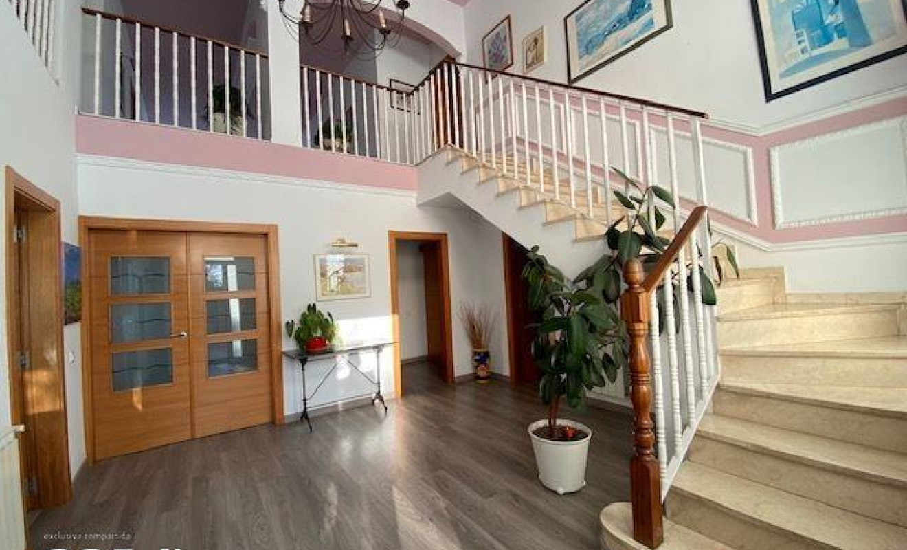 Reventa - Chalet - Sabadell - Castellarnau