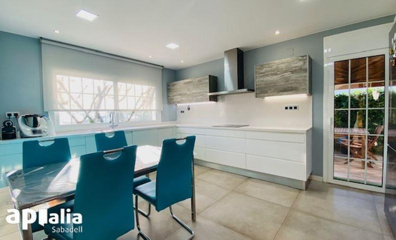 Reventa - Chalet - Sabadell - Castellarnau
