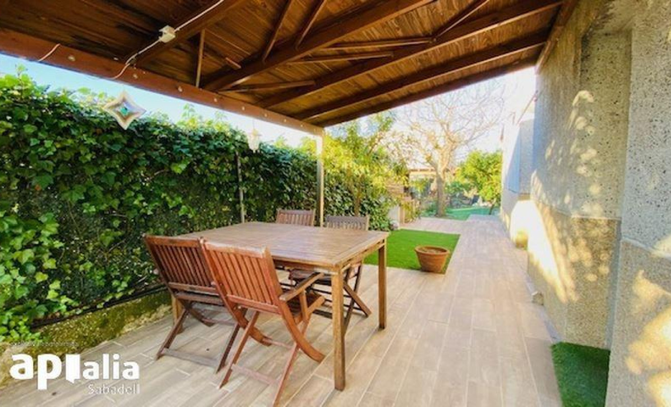 Reventa - Chalet - Sabadell - Castellarnau
